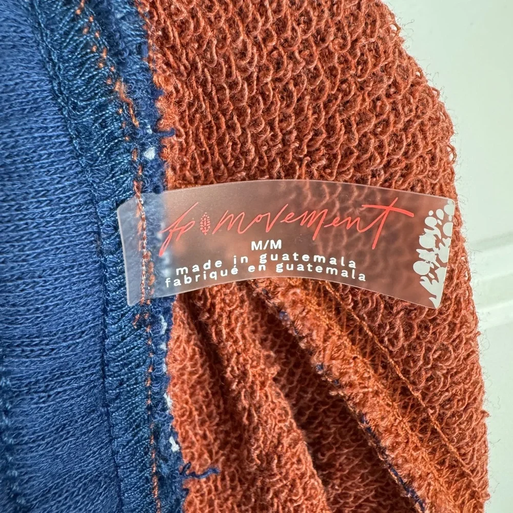 FREE PEOPLE FP Movement Baller Printed Pants NEW Size M Blue Orange NEW